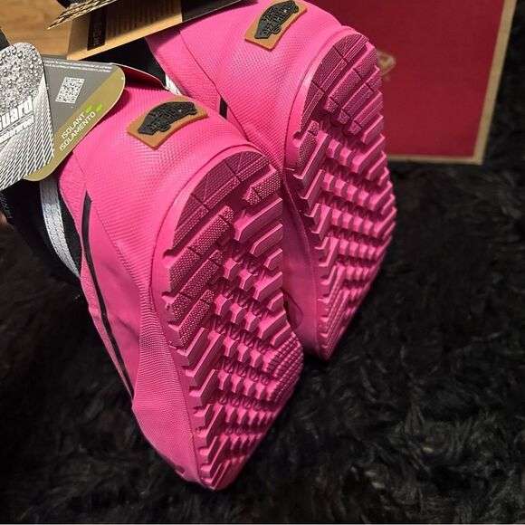 VANS sk8-hi top MTE black pink waterproof insulated lace up shoes sneakers sz 8 - Picture 6 of 10